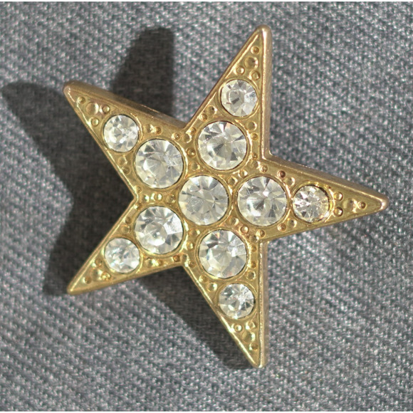 Gold Star Brooch with Clear Rhinestones – Vintage 1.75" Sparkling Holidaycore - Picture 2 of 7